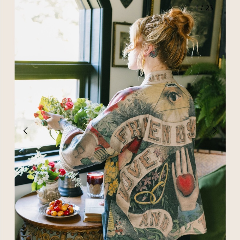 Love truth friendship Cardigan with fleecey lining and pockets